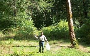 Michael Medved picking up litter--as he so often does.