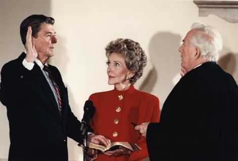 President_Reagan_being_sworn_in_for_second_term_during_the_private_ceremony_held_at_the_White_House_1985
